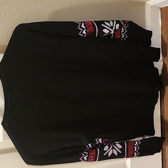 Top - Picture 3 of 4